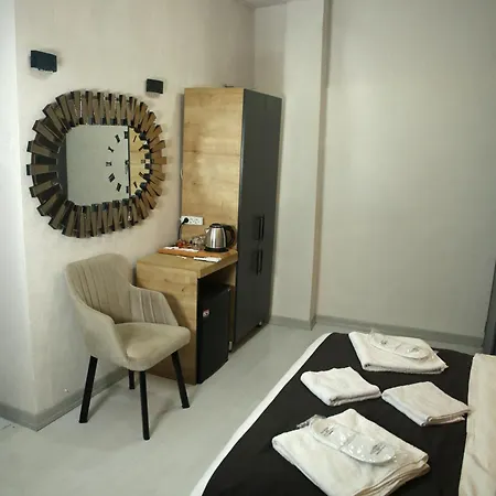 Otel Minimalist *