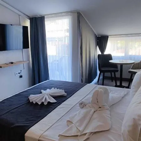 Otel Minimalist