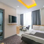 Minimalist Hotel