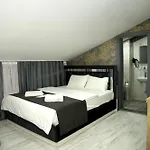 Minimalist Hotel