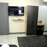 Minimalist Hotel *