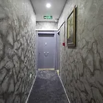 Minimalist Hotel